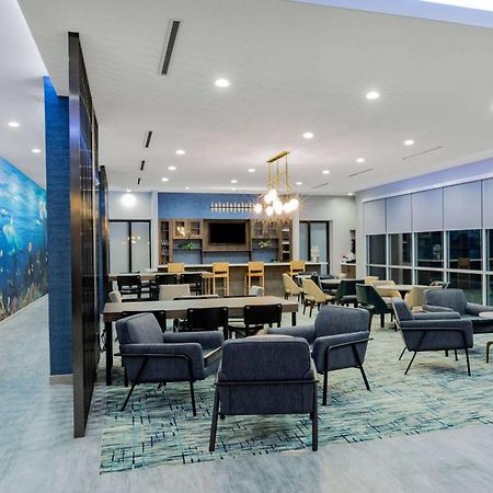 La Quinta Inn & Suites By Wyndham Galveston North At I-45 Kültér fotó