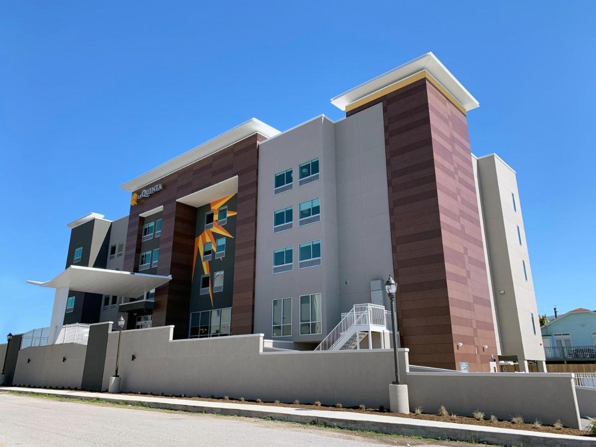 La Quinta Inn & Suites By Wyndham Galveston North At I-45 Kültér fotó