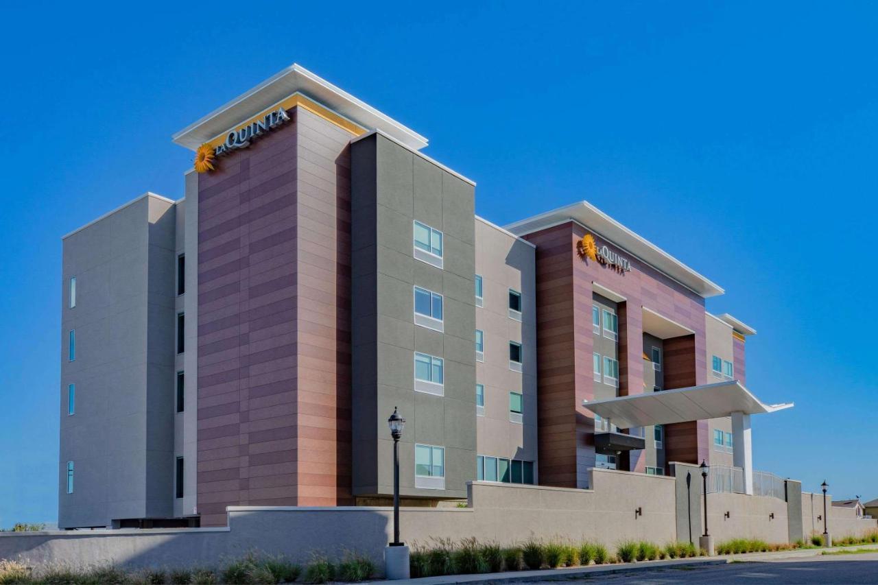La Quinta Inn & Suites By Wyndham Galveston North At I-45 Kültér fotó
