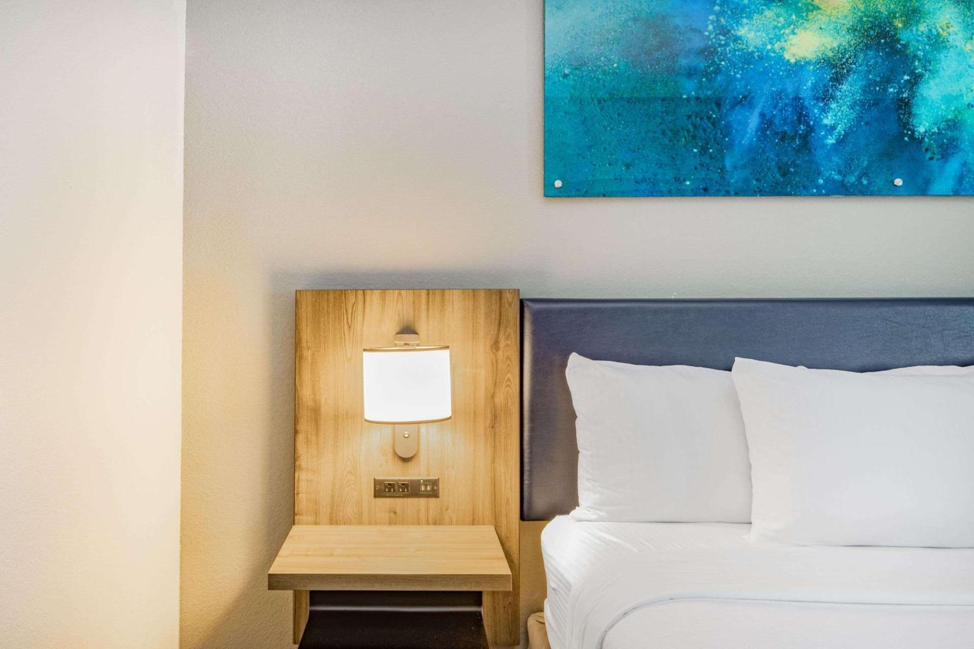 La Quinta Inn & Suites By Wyndham Galveston North At I-45 Kültér fotó